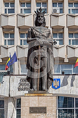 The statue of the Romanian voivode â€žMircea the oldâ€ Mircea cel bÄƒtrÃ¢n on September 30, 2020 in Targoviste, Romania. Editorial Stock Photo